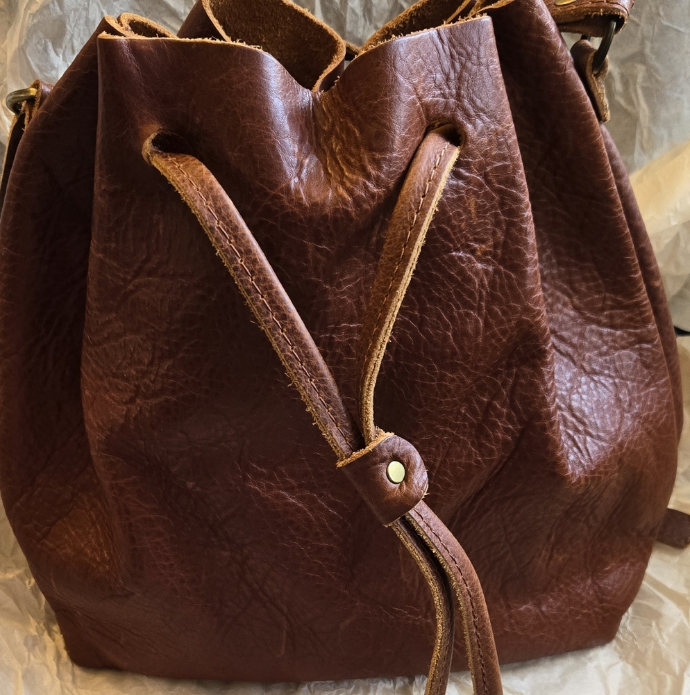 Portland Leather Goods Large Bucket Bag